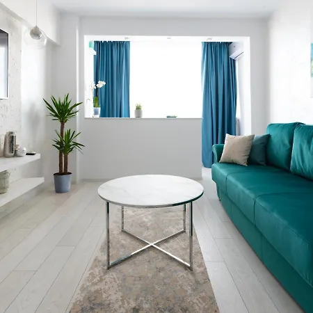 Central Exquisite White
